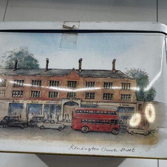 Vintage 1985 Crabtree and Evelyn Octagon Tin Farm Horse Chicken Tall Round - Picture 5 of 9